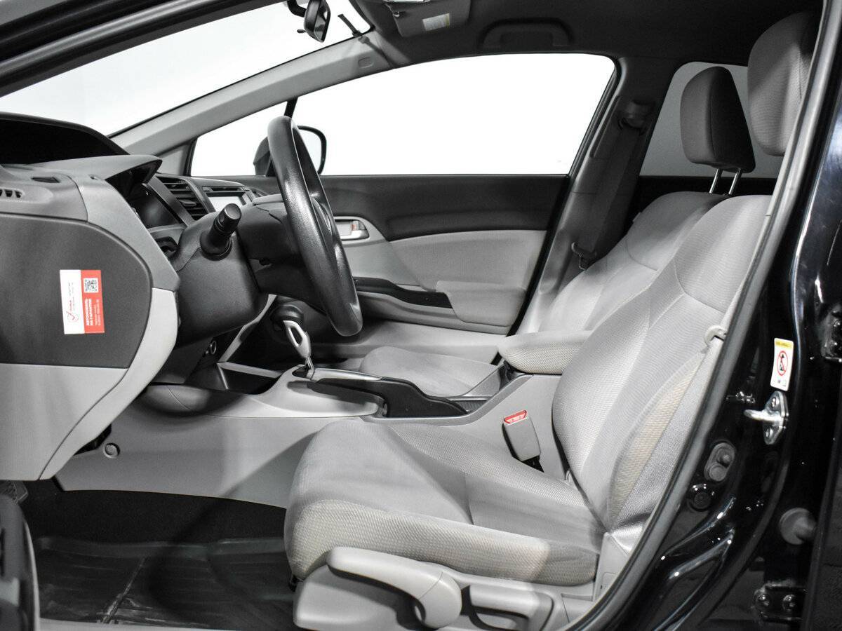 Б/У Хонда Цивик 2012 года. Фото: #7