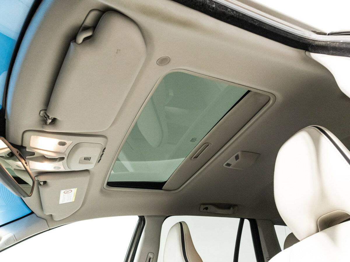 Б/У Вольво ИксЦ90 2013 года. Фото: #17