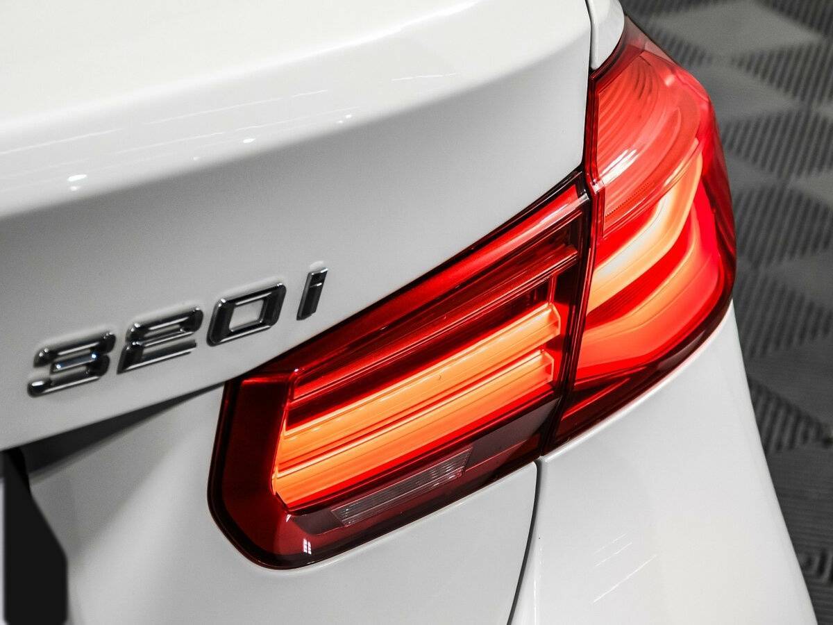 BMW 3 серии 2018 года с пробегом. Фото: #15