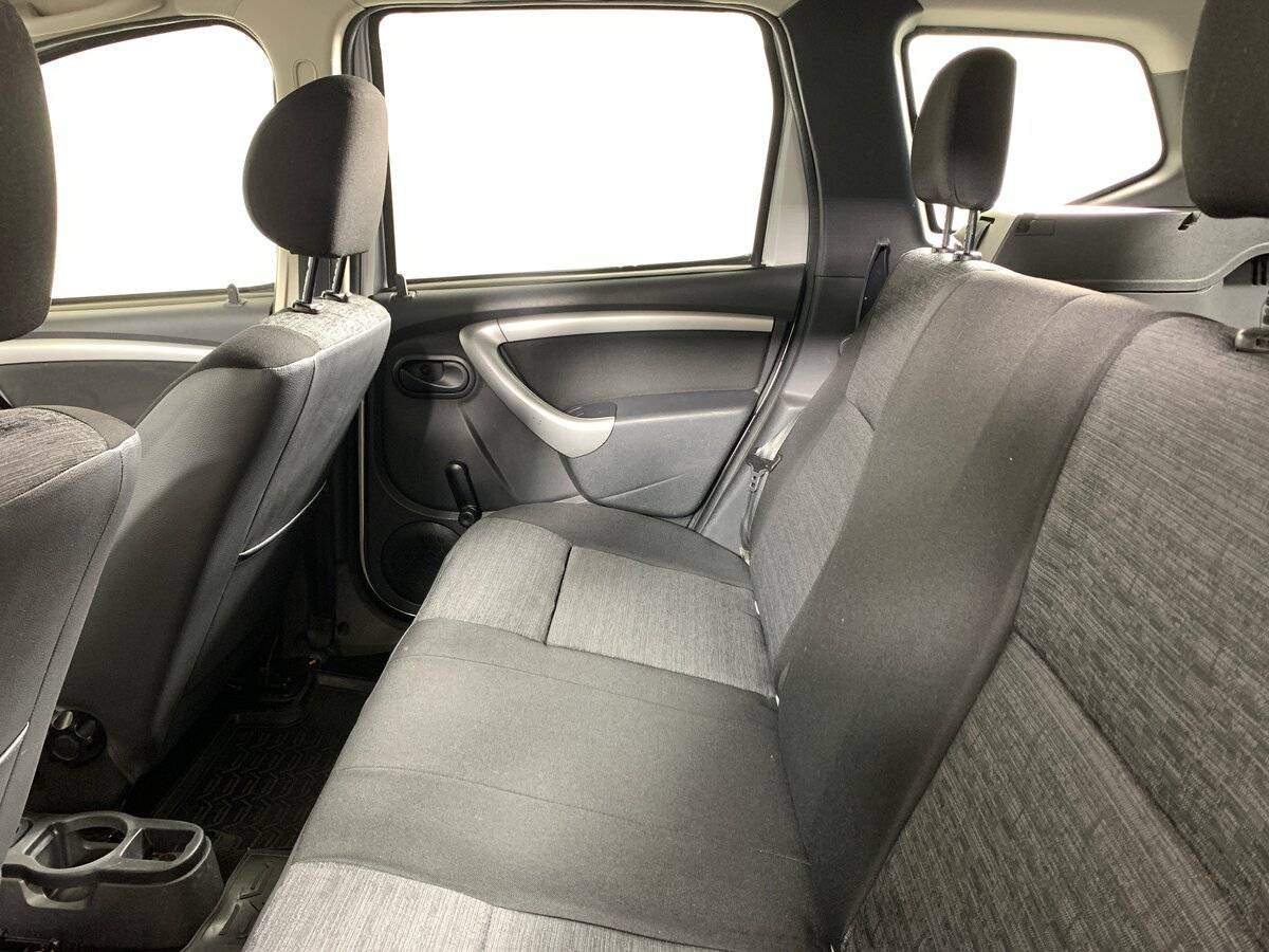 Renault Duster 2013 года с пробегом. Фото: #16