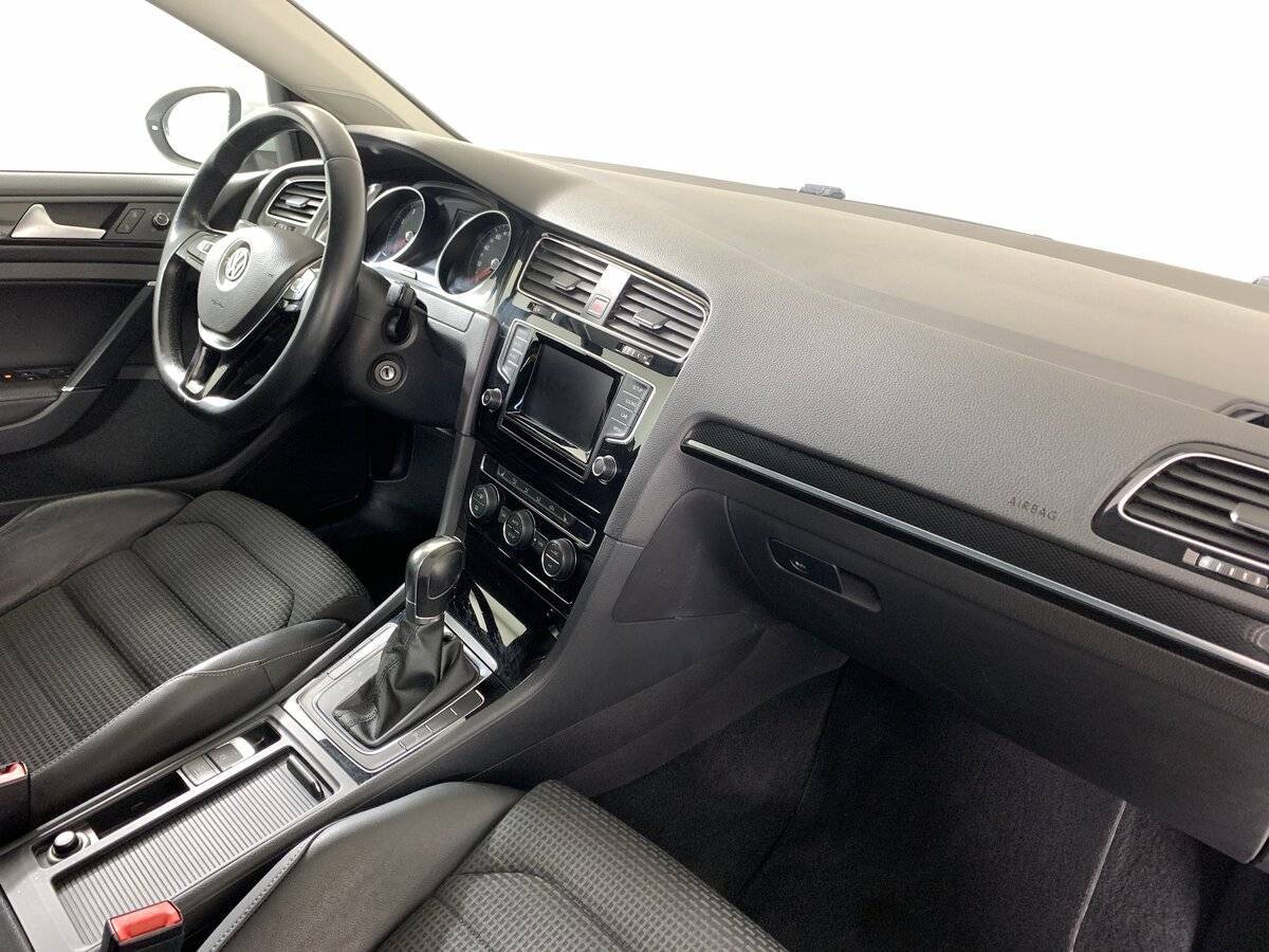 Volkswagen Golf 2013 года с пробегом. Фото: #12