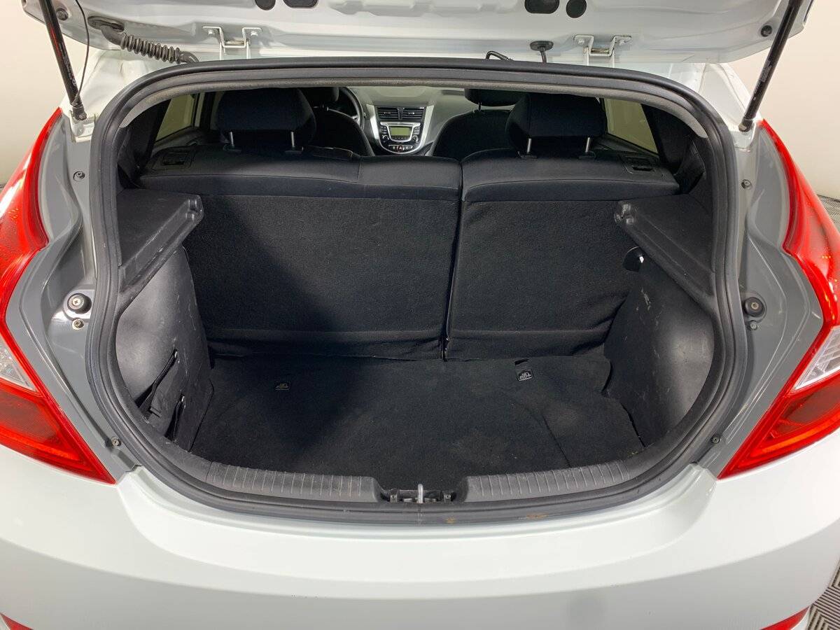 Hyundai Solaris 2013 года с пробегом. Фото: #18