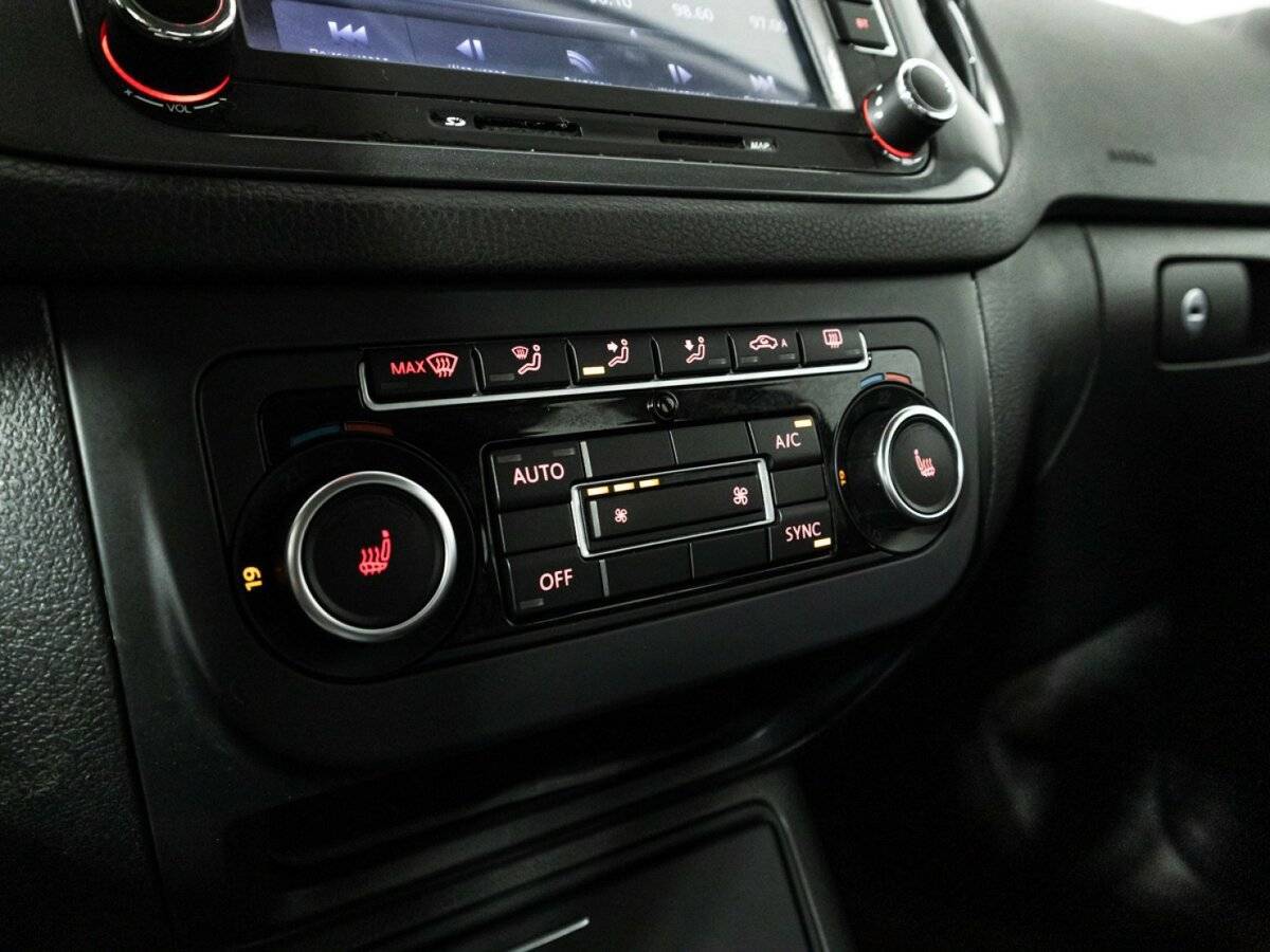 Б/У Фольксваген Тигуан 2014 года. Фото: #17