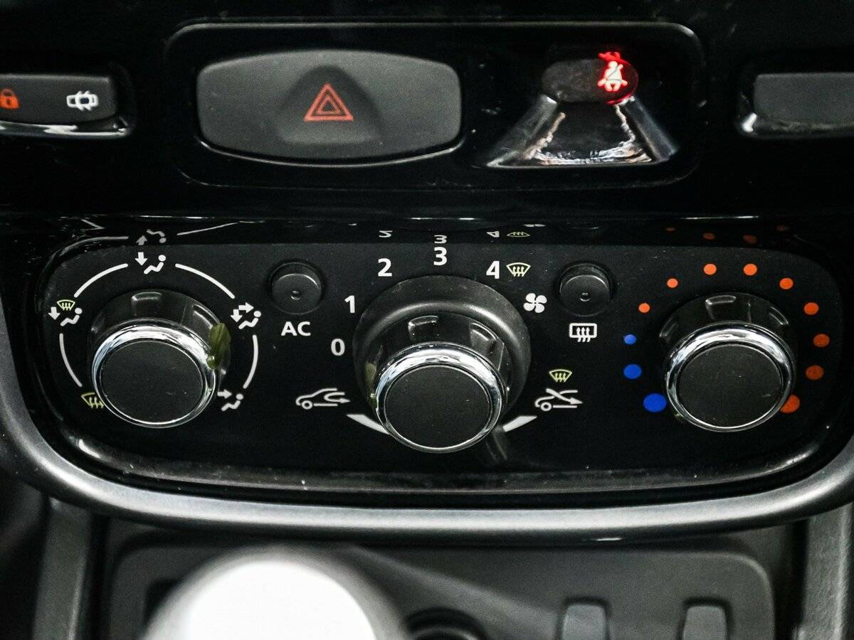 Б/У Рено Дастер 2013 года. Фото: #13