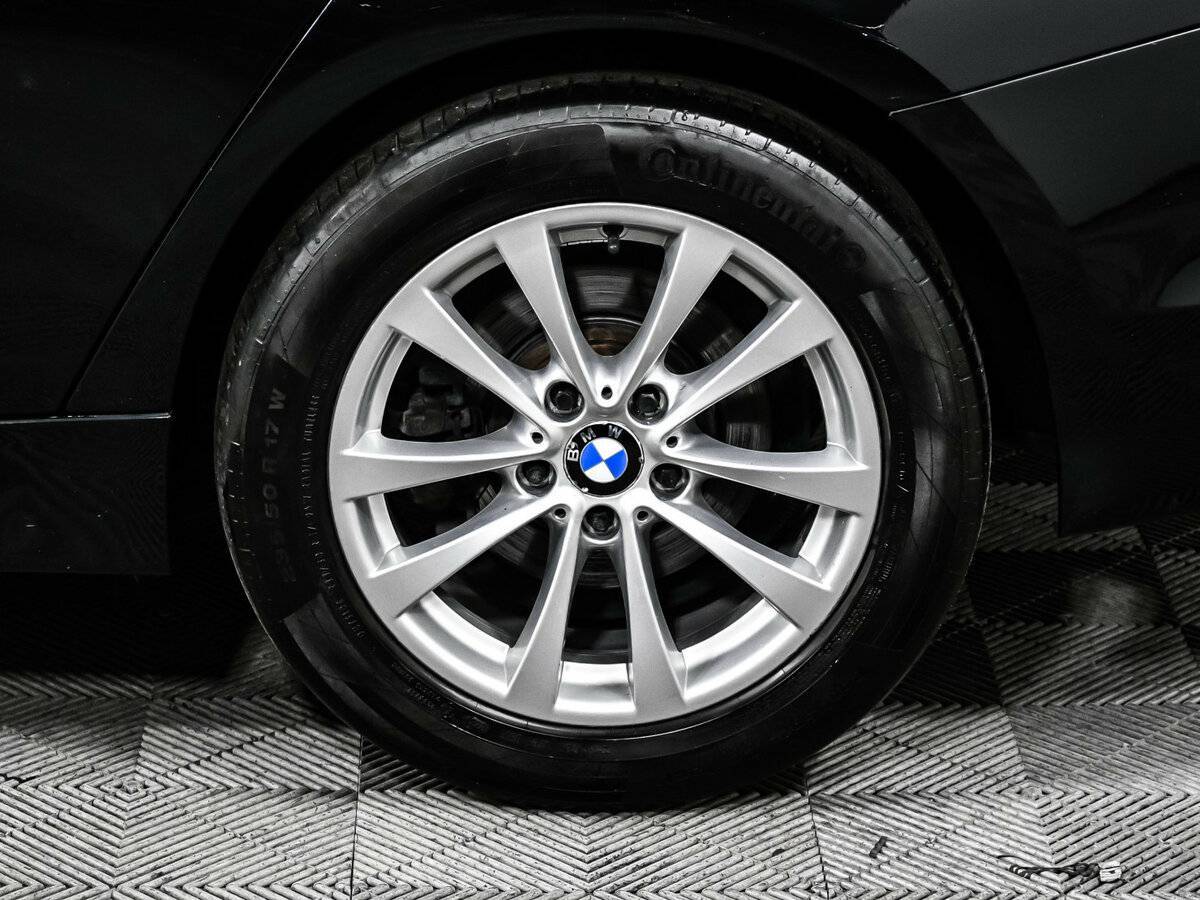 BMW 3 серии 2017 года с пробегом. Фото: #13