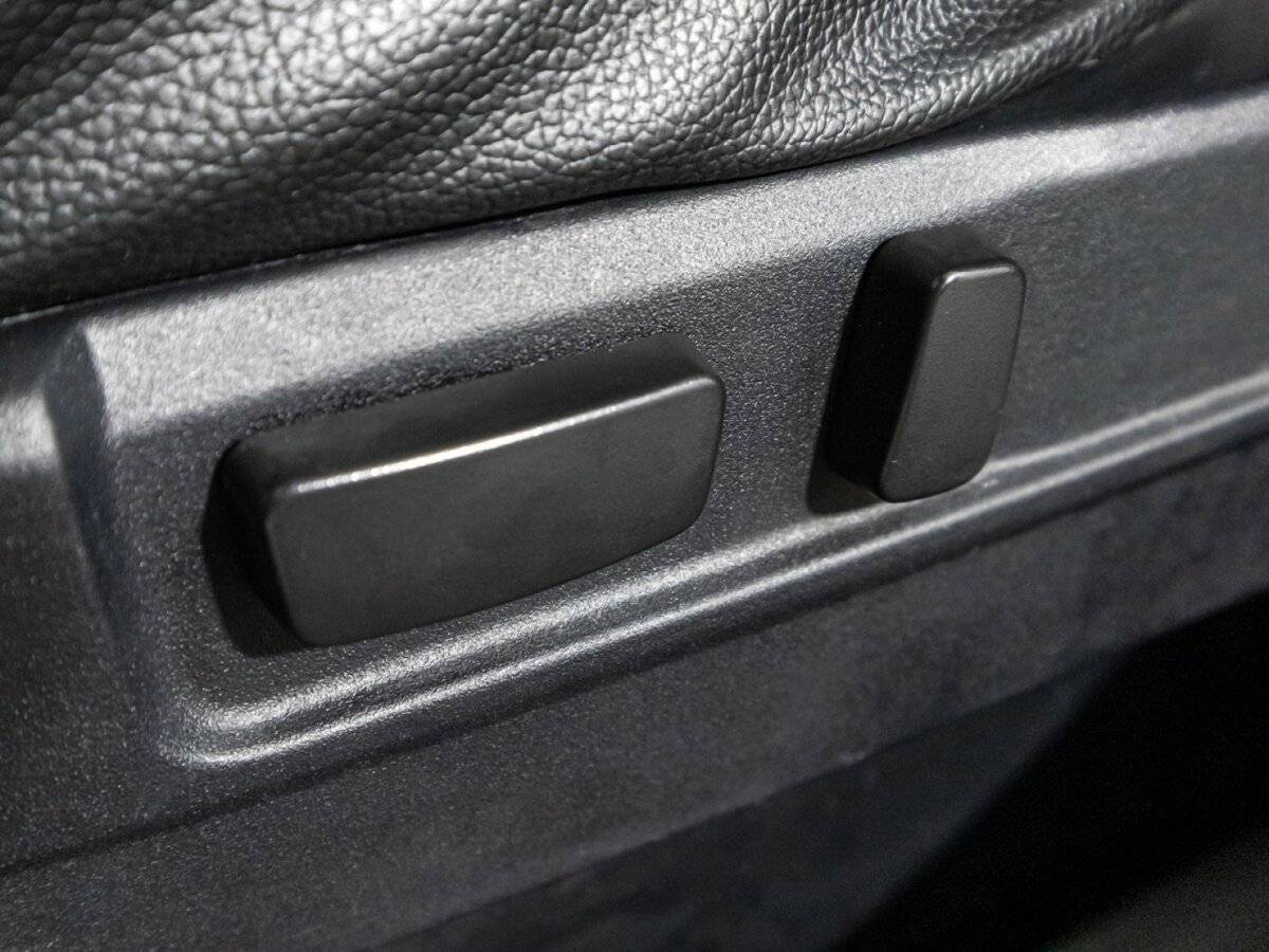 Б/У Митсубиши Оутлэндер 2013 года. Фото: #15