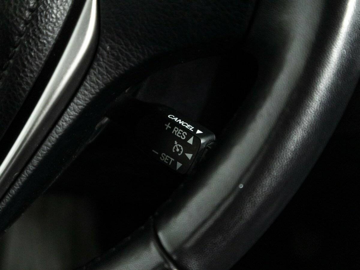 Toyota RAV4 2018 года с пробегом. Фото: #24