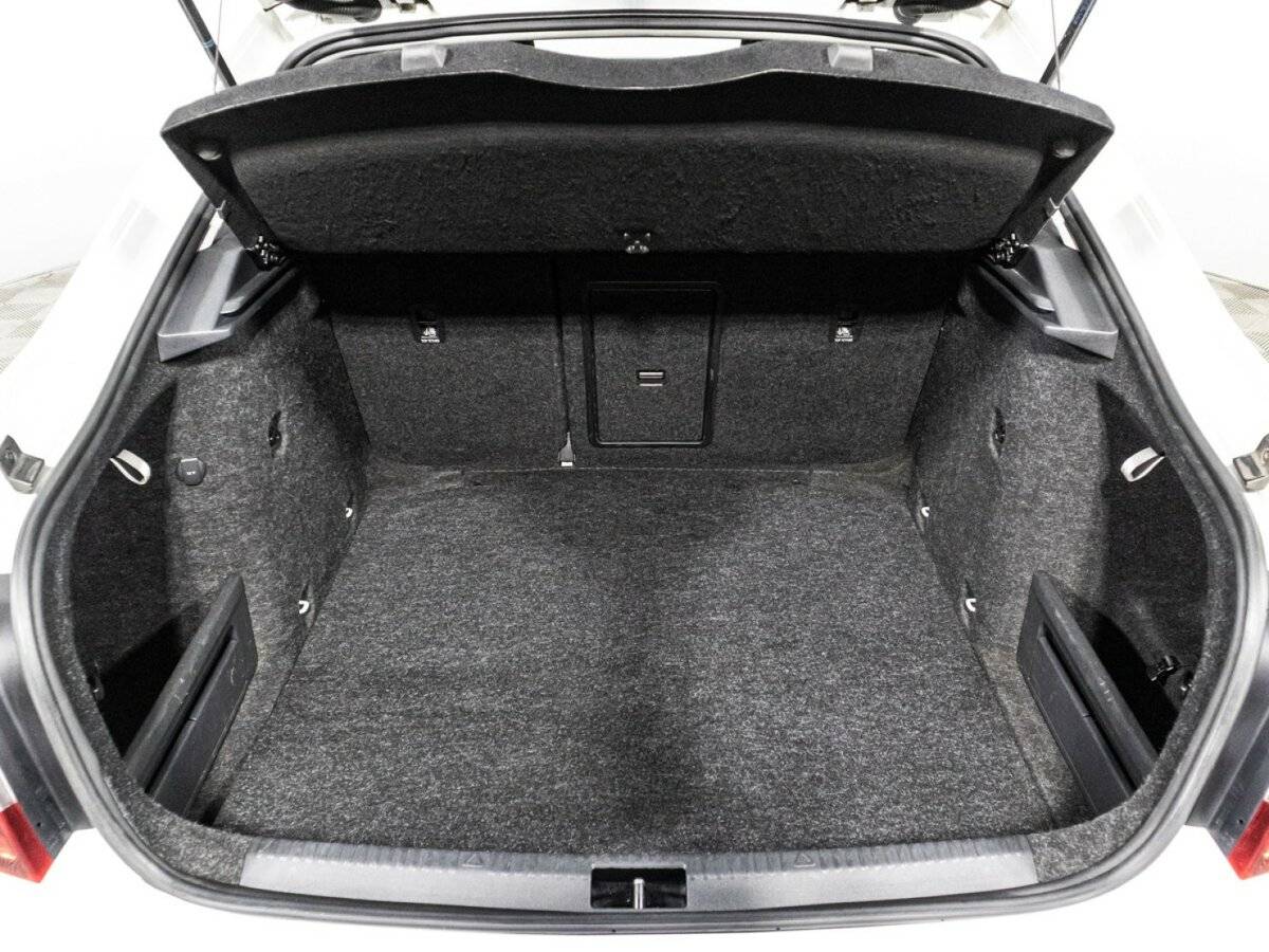 Б/У Шкода Октавия 2017 года. Фото: #14