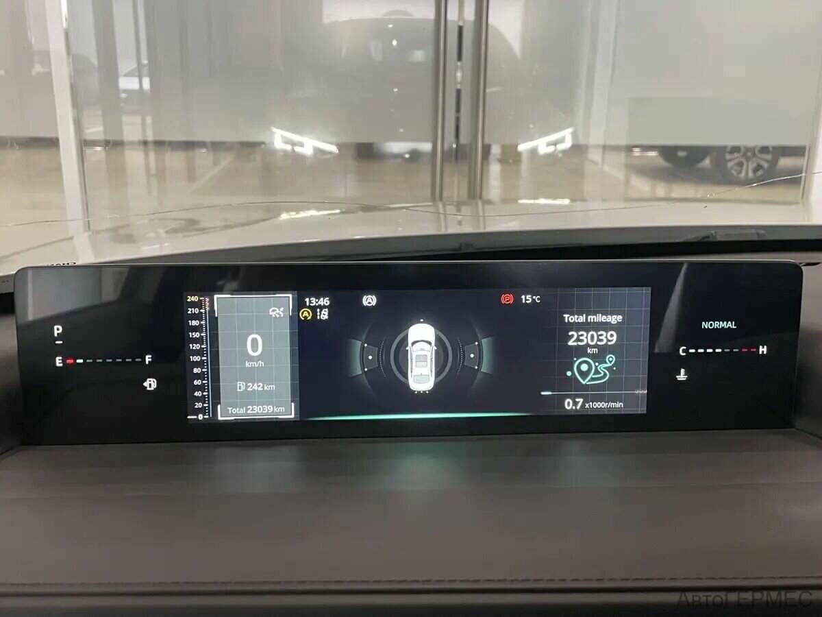 Changan Lamore 2024 года с пробегом. Фото: #5