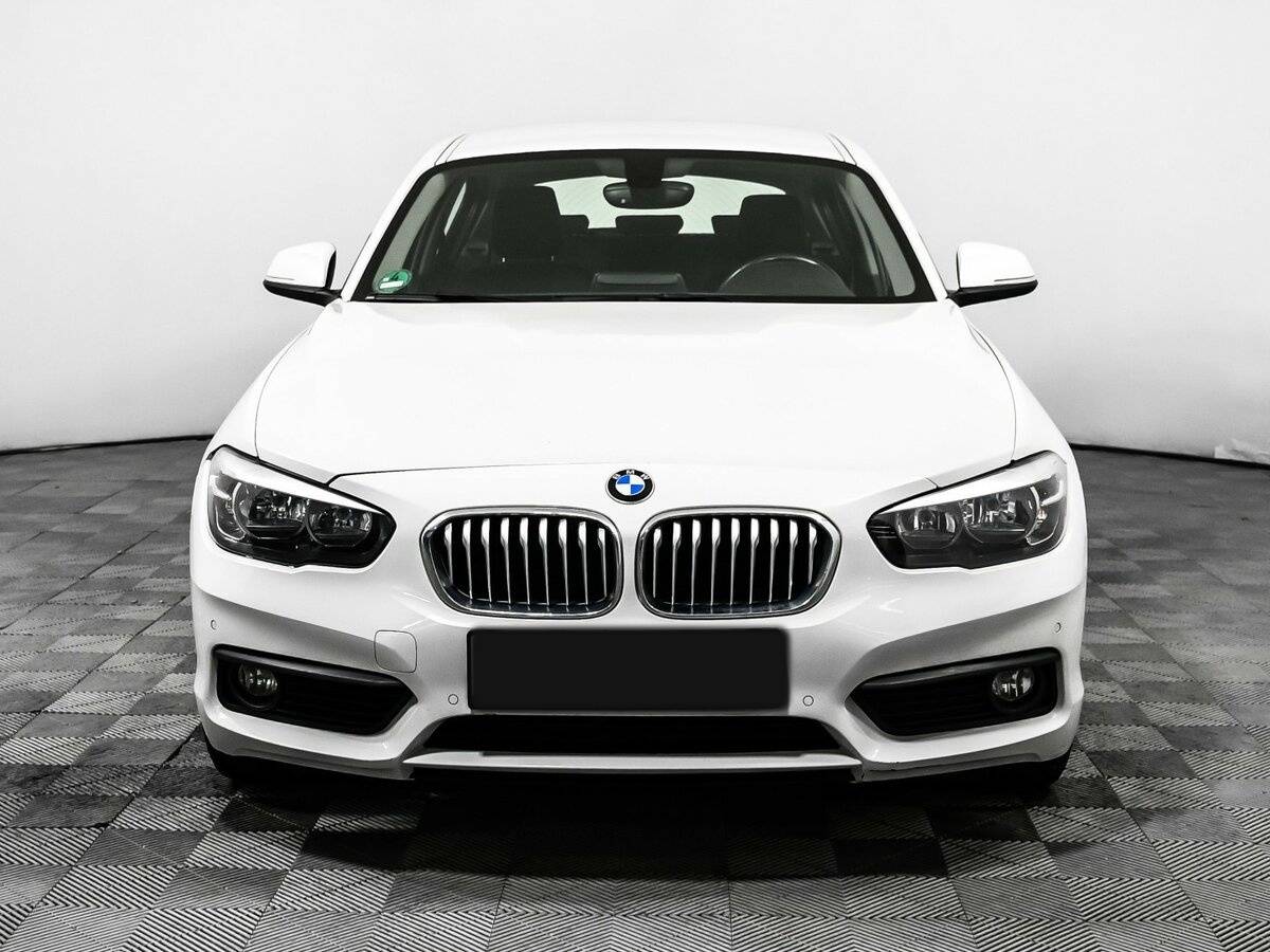 BMW 1 серии 2018 года с пробегом. Фото: #1