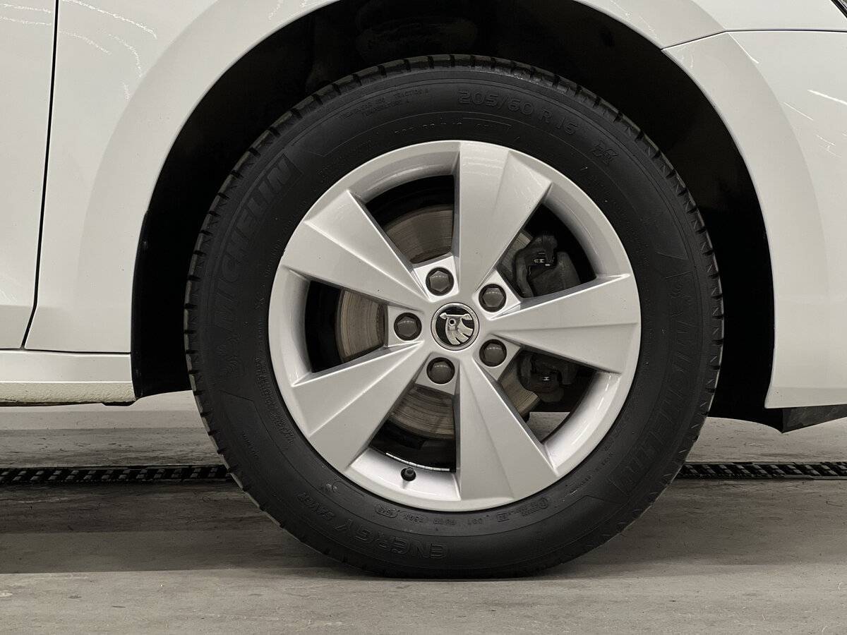 Skoda Octavia 2020 года с пробегом. Фото: #17