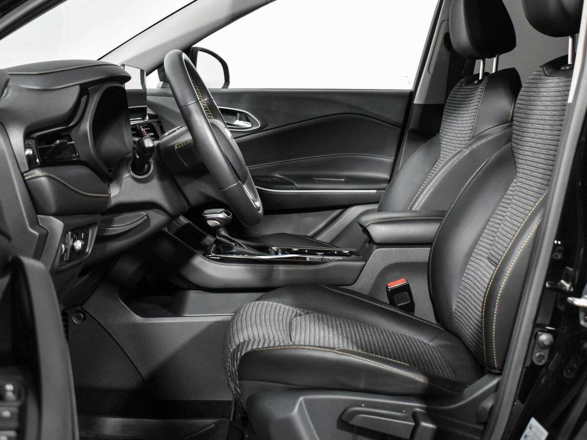 Москвич 3 2024 года с пробегом. Фото: #10