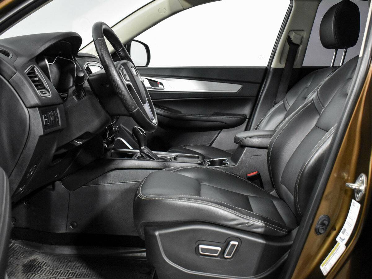 Geely Emgrand X7 2021 года с пробегом. Фото: #10