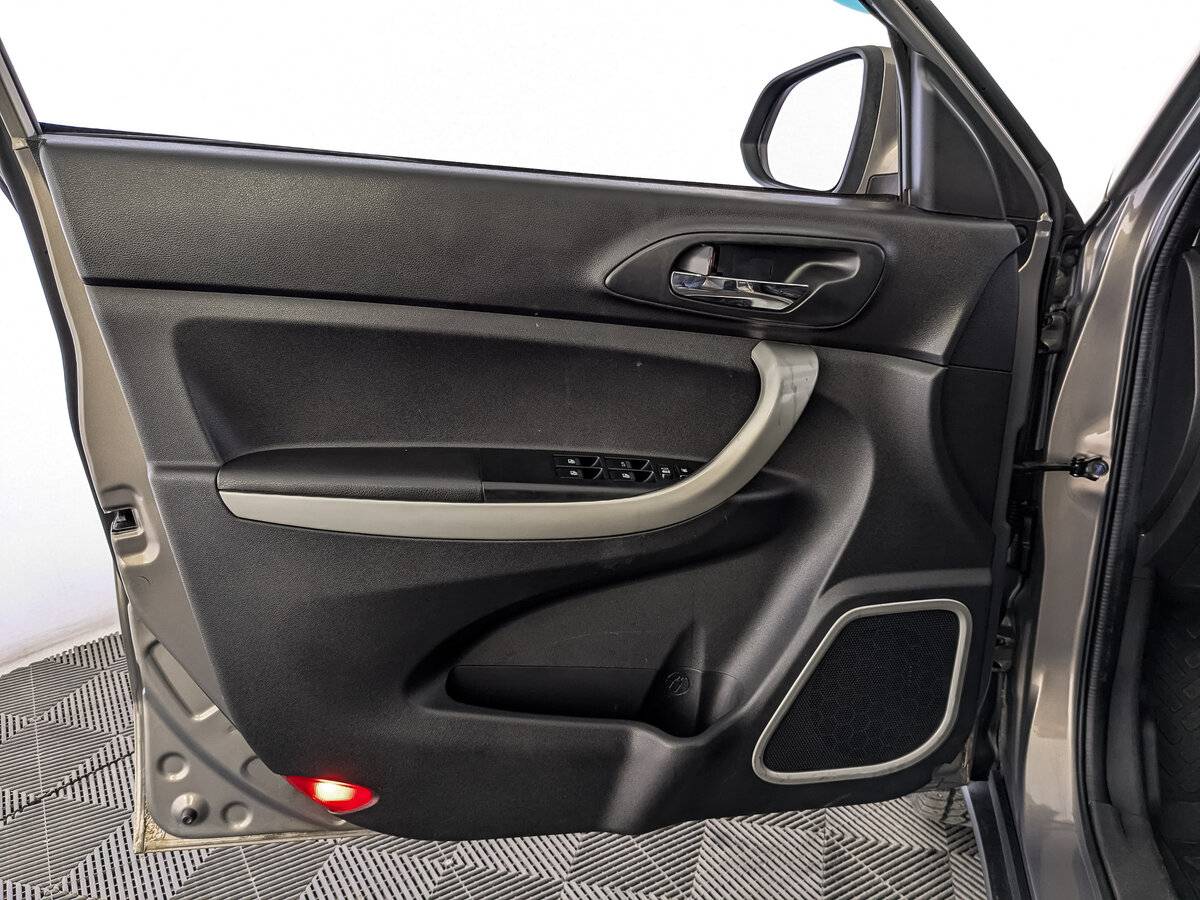 Б/У Чанган КС35 2015 года. Фото: #18