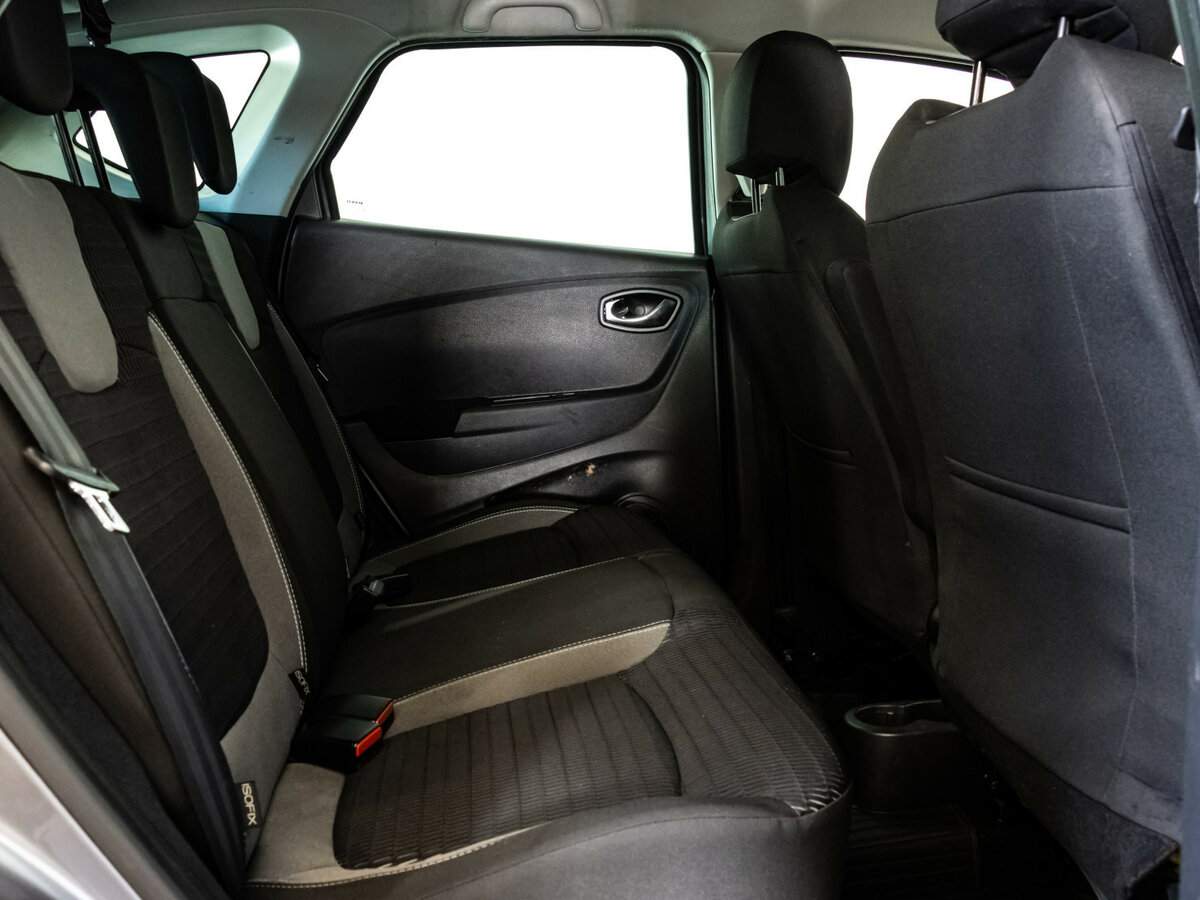 Renault Kaptur 2017 года с пробегом. Фото: #17