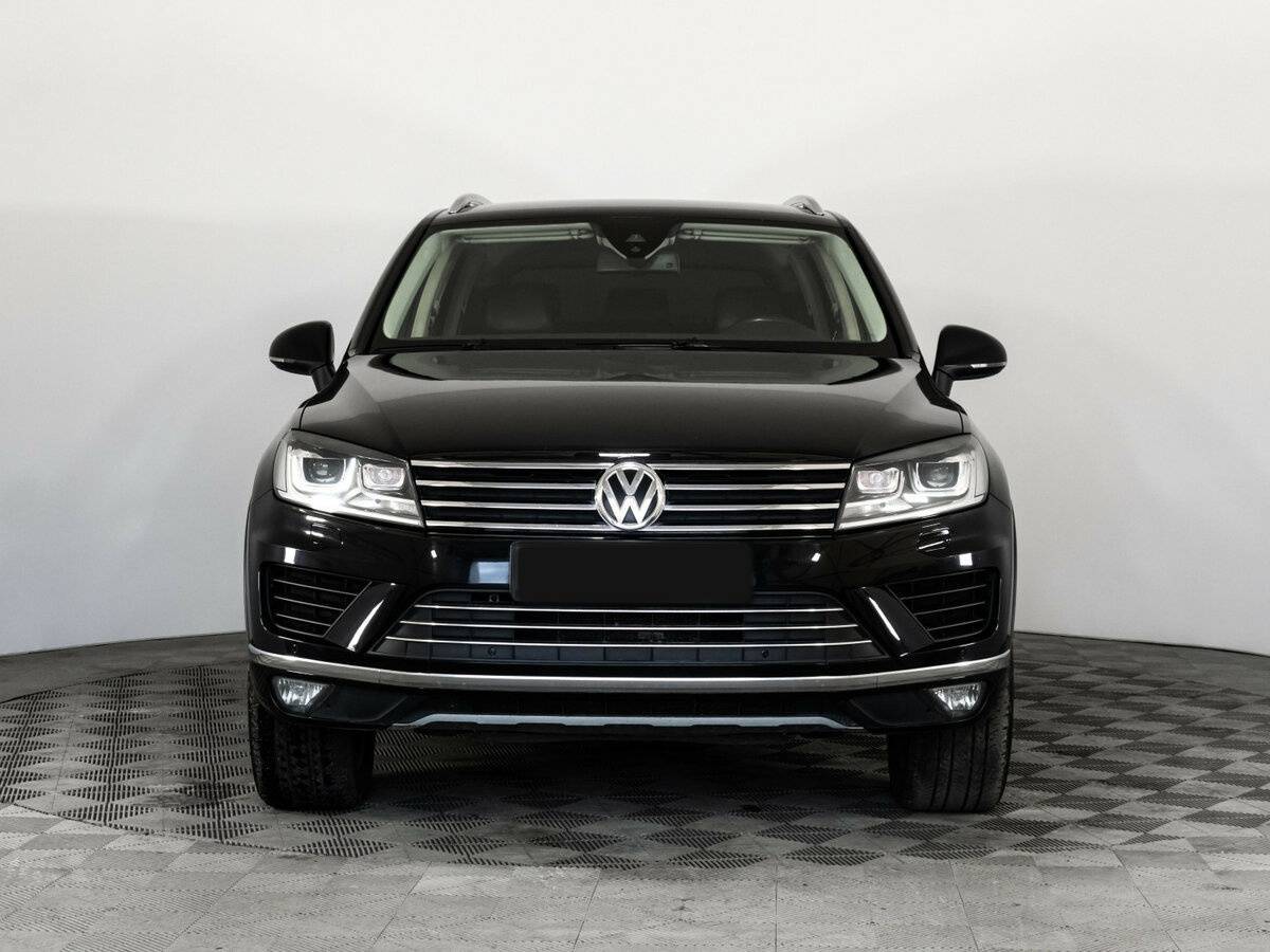 Volkswagen Touareg 2015 года с пробегом. Фото: #2