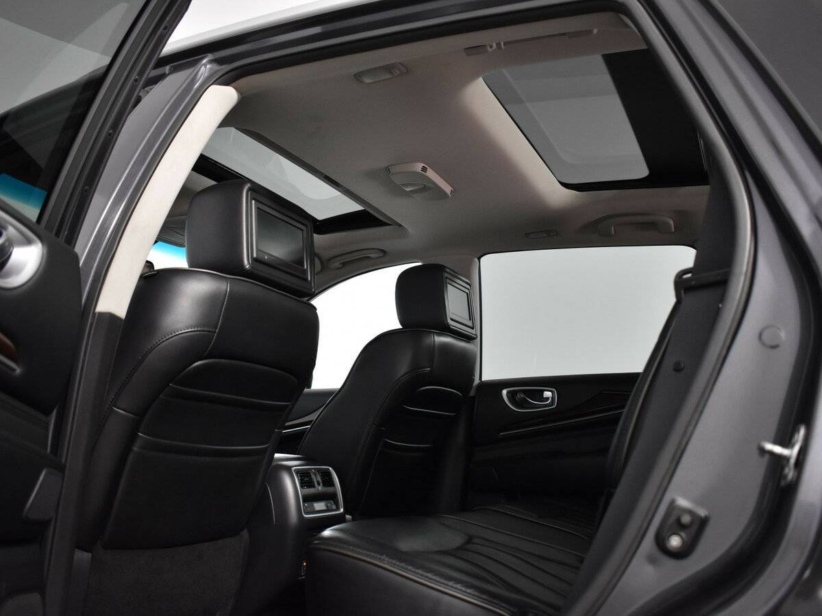 Infiniti QX60 2014 года с пробегом. Фото: #14