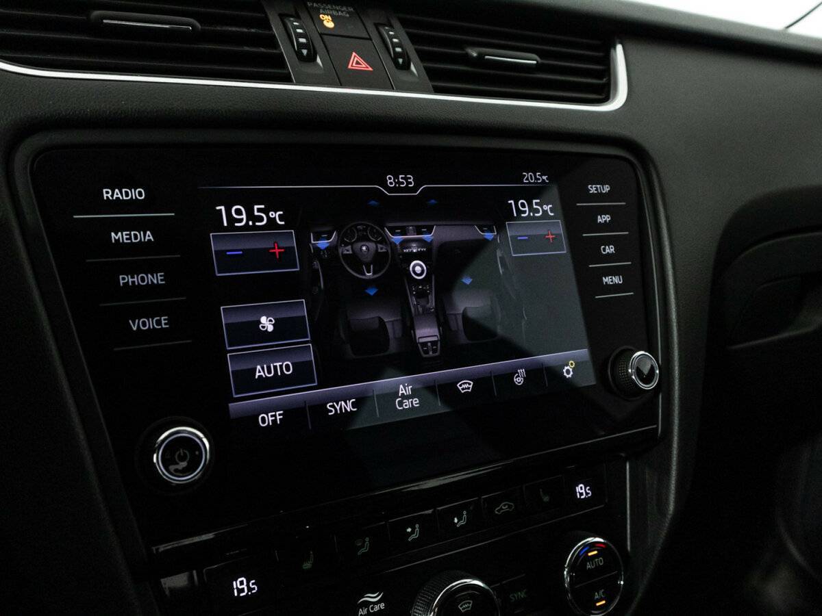 Б/У Шкода Октавия 2019 года. Фото: #16