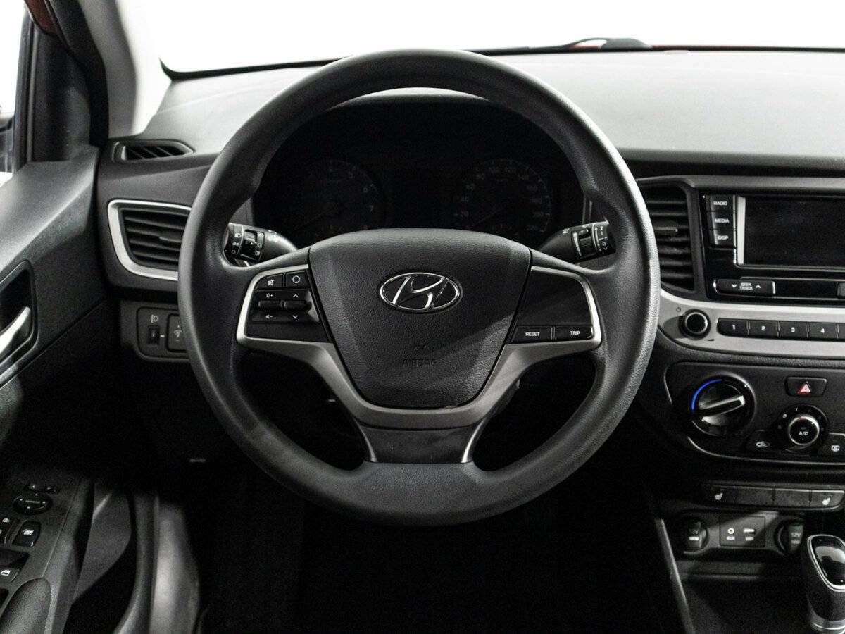 Б/У Хендай Солярис 2018 года. Фото: #16