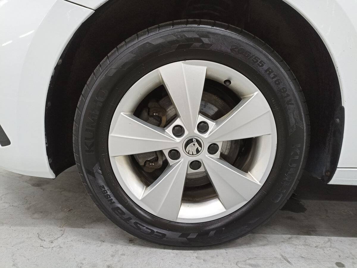 Skoda Octavia 2021 года с пробегом. Фото: #17