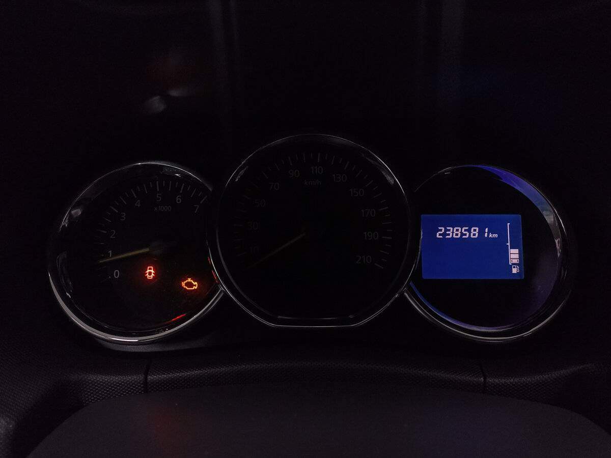 Renault Duster 2015 года с пробегом. Фото: #12