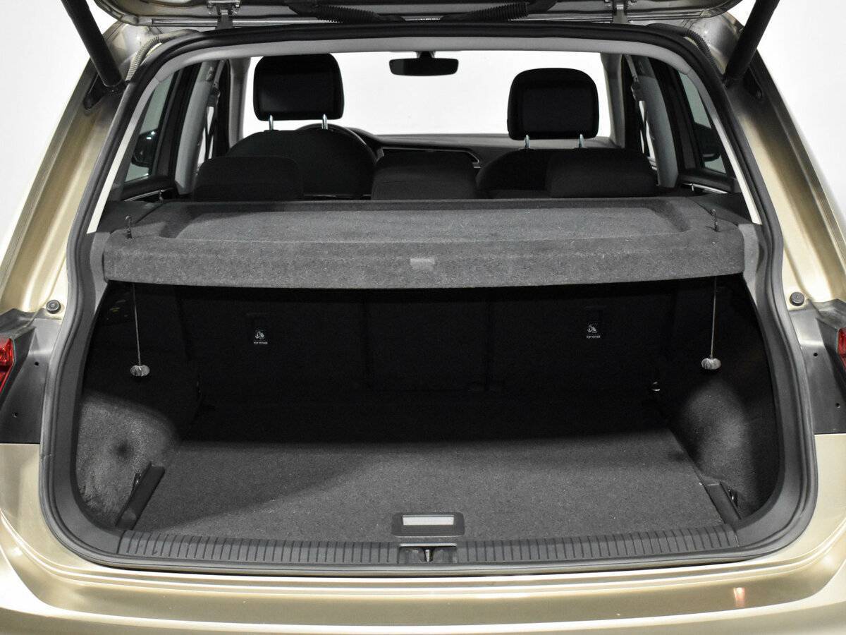 Volkswagen Tiguan 2018 года с пробегом. Фото: #21