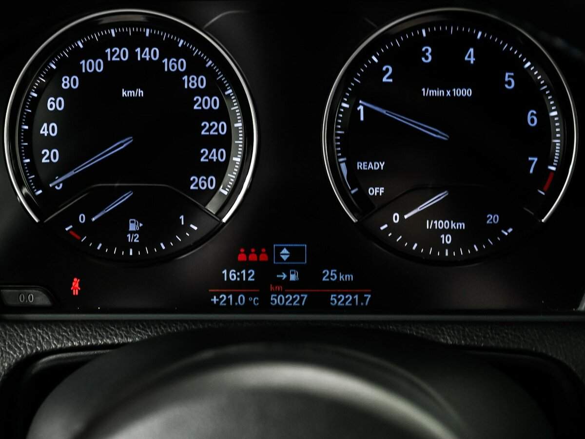 BMW 1 серии 2018 года с пробегом. Фото: #9