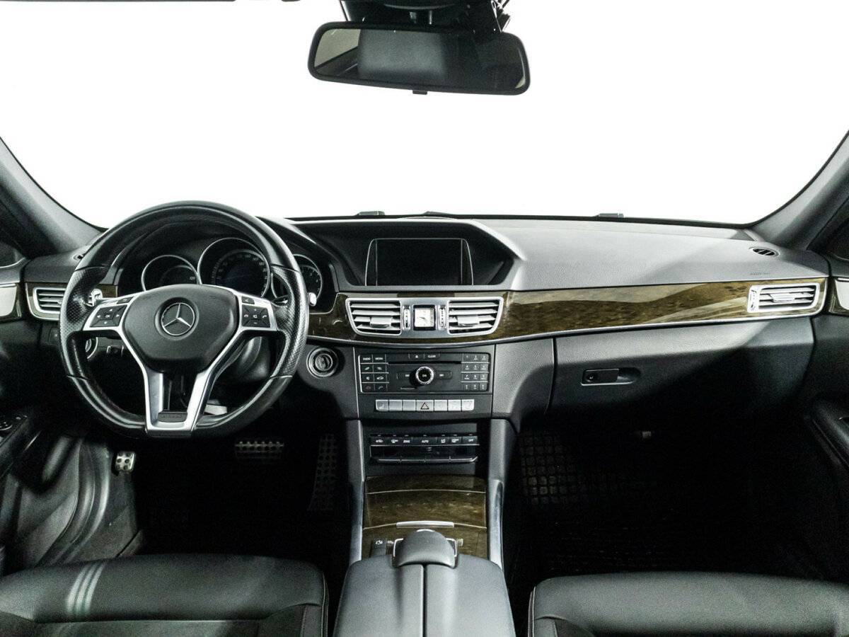 Mercedes-Benz E-Класс 2015 года с пробегом. Фото: #13