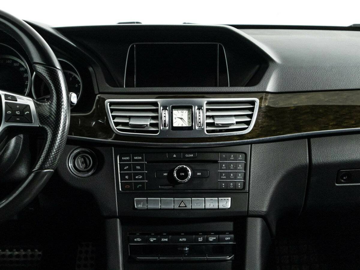 Mercedes-Benz E-Класс 2015 года с пробегом. Фото: #14