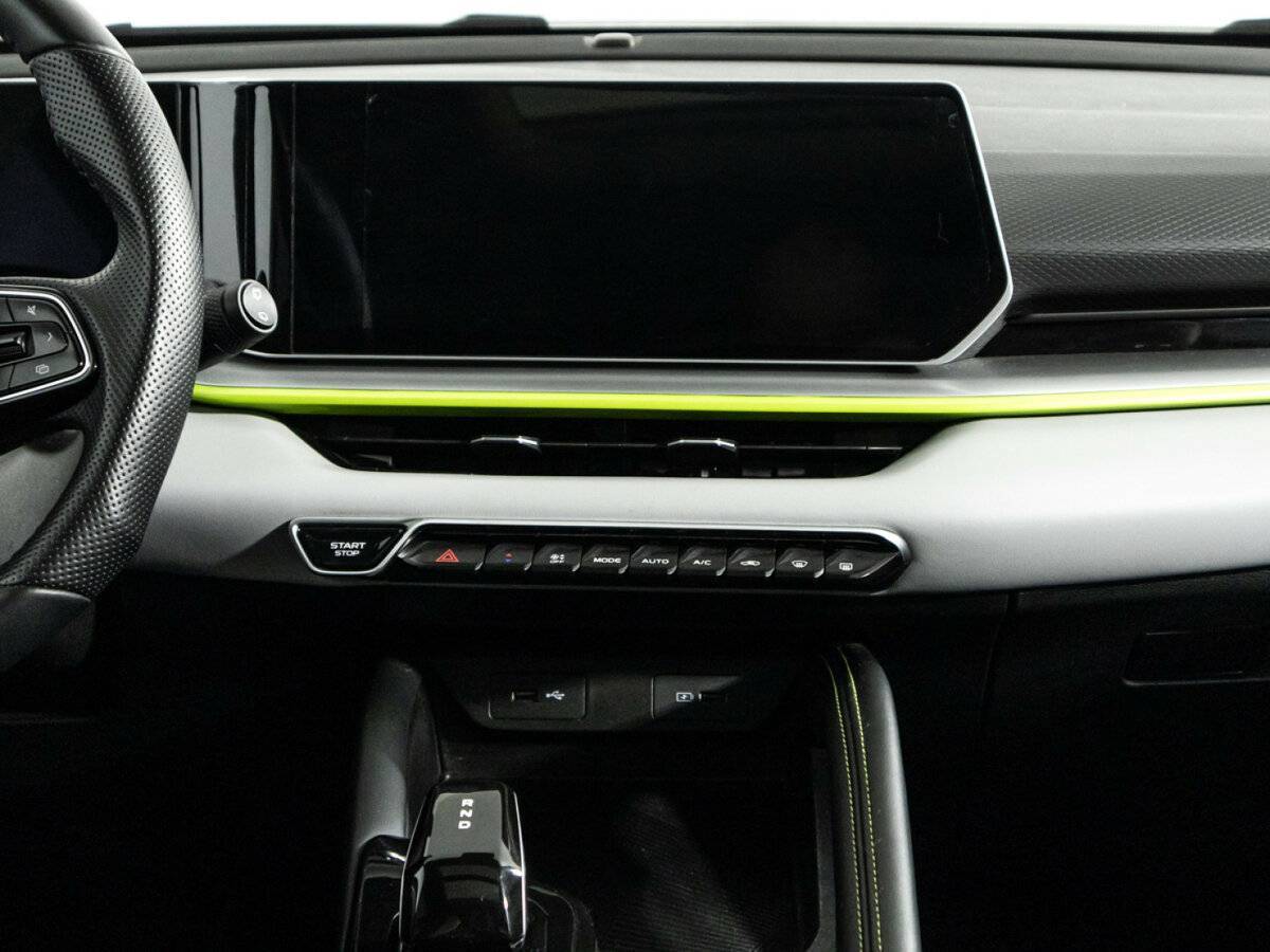 Б/У Джили Кулрэй 2023 года. Фото: #13