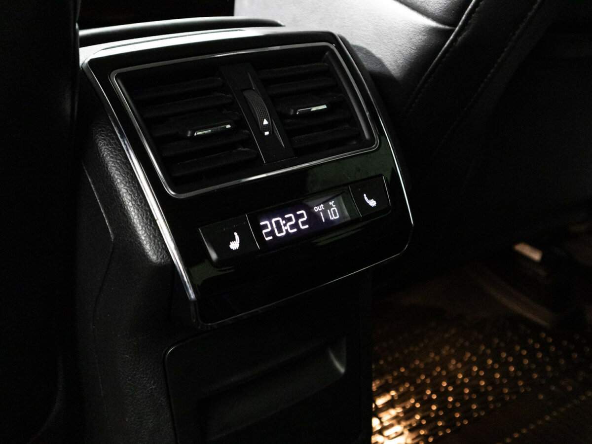 Б/У Шкода Суперб 2018 года. Фото: #18