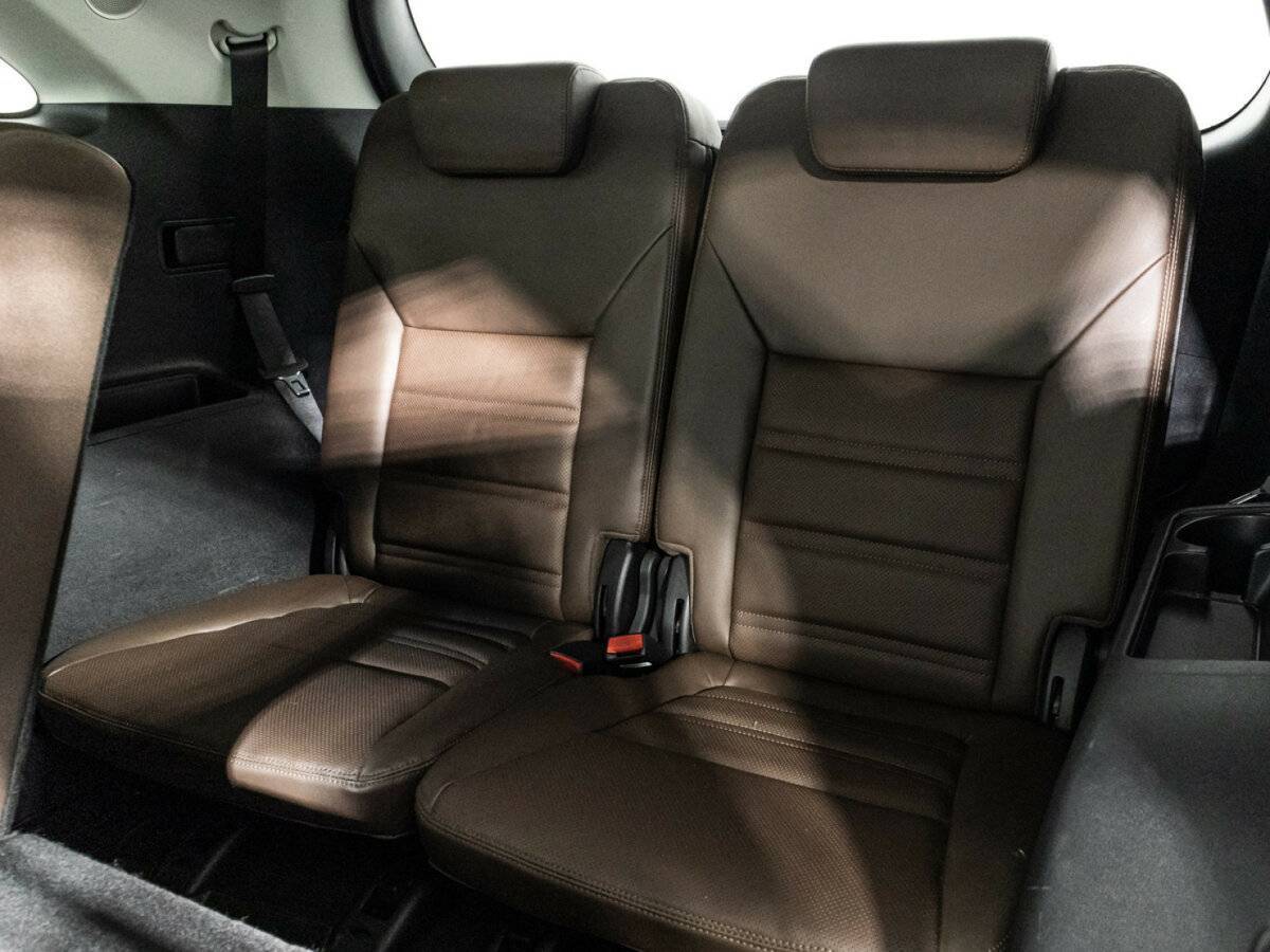 Б/У Киа Соренто 2017 года. Фото: #17