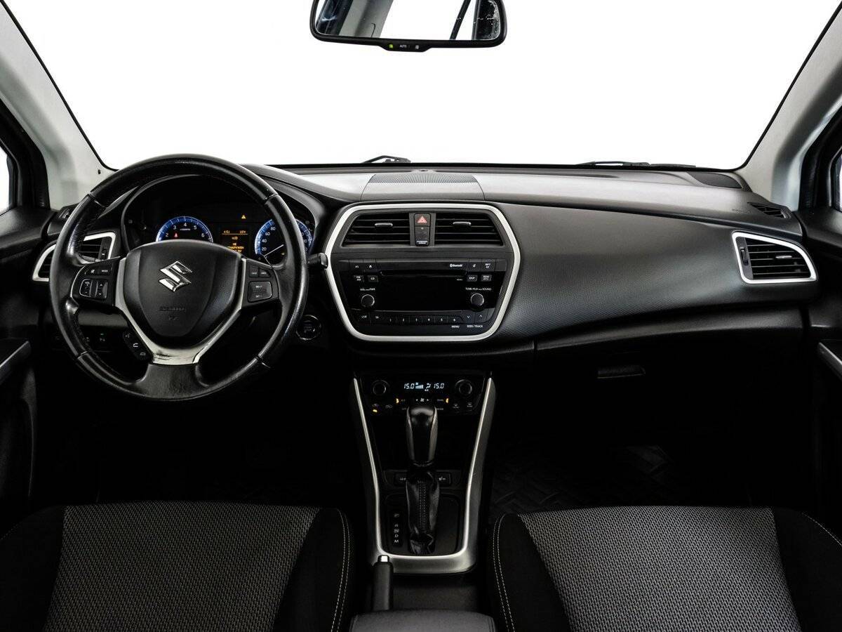 Б/У Сузуки С-Икс4 2014 года. Фото: #9