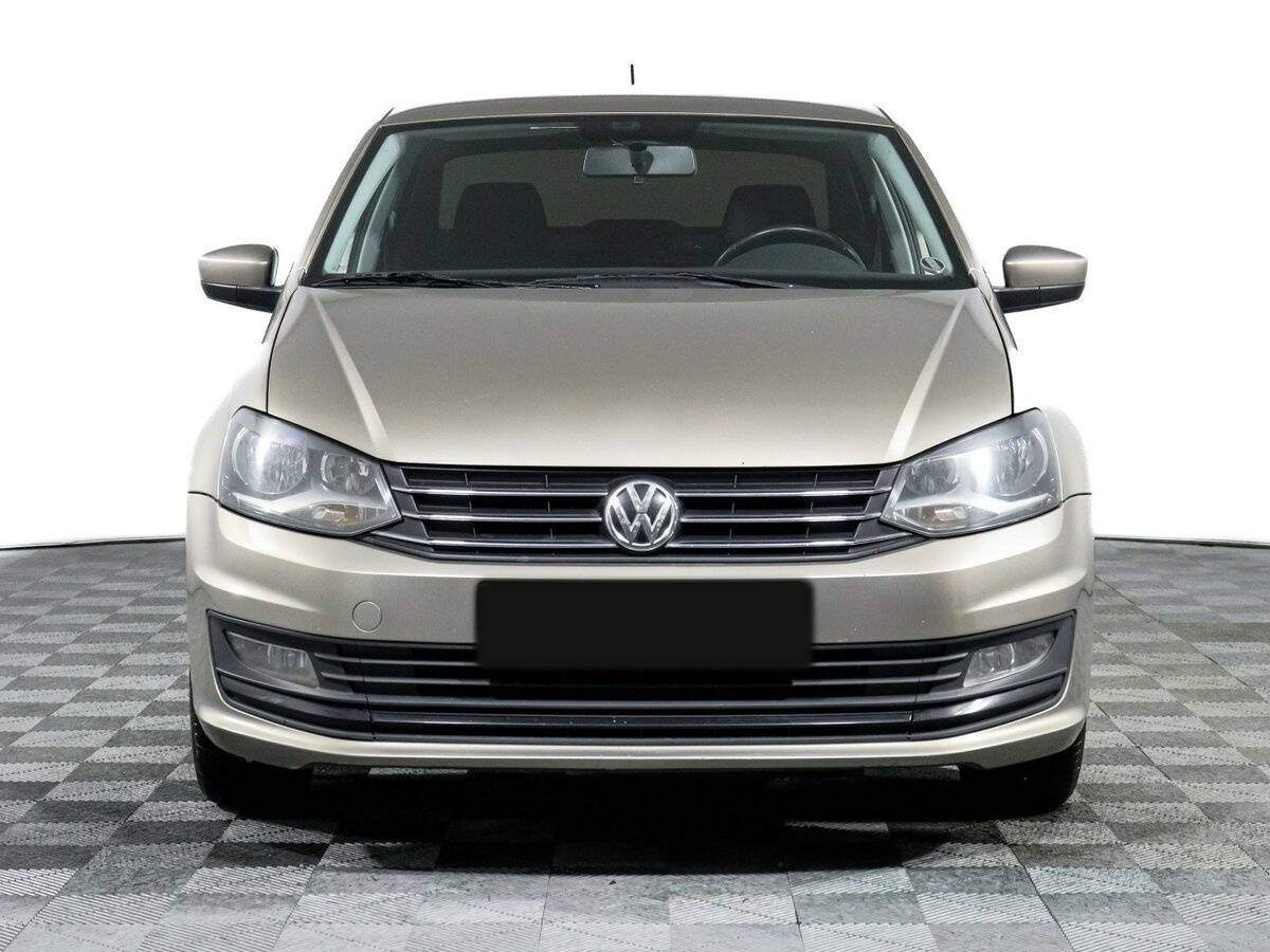 Б/У Фольксваген Поло 2016 года. Фото: #1