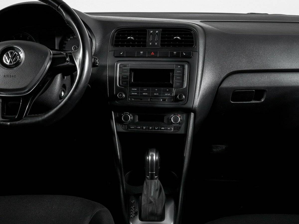 Б/У Фольксваген Поло 2016 года. Фото: #12