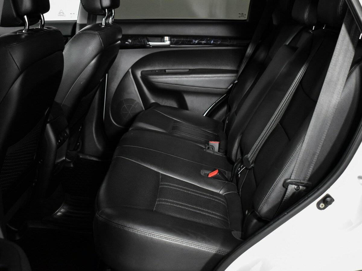 Б/У Киа Соренто 2017 года. Фото: #14