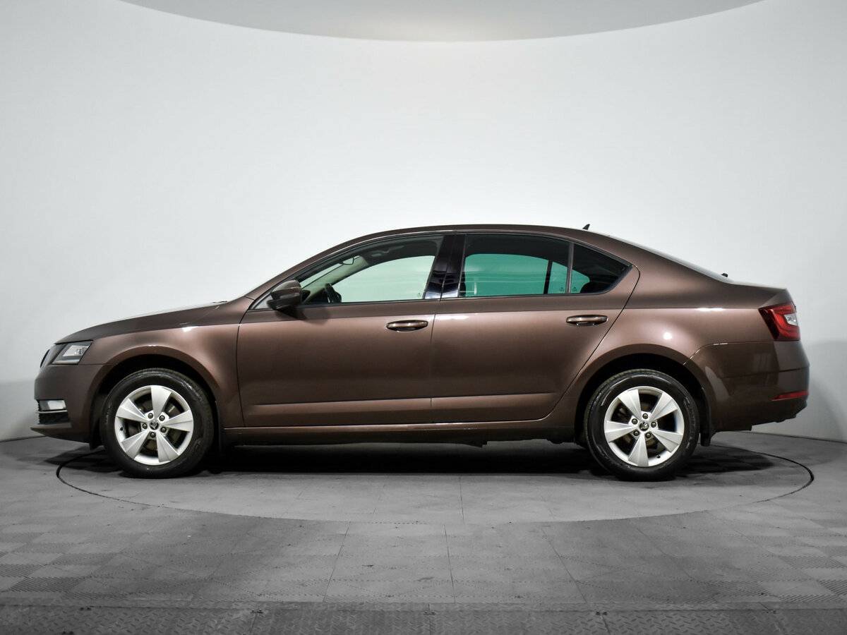 Б/У Шкода Октавия 2019 года. Фото: #7