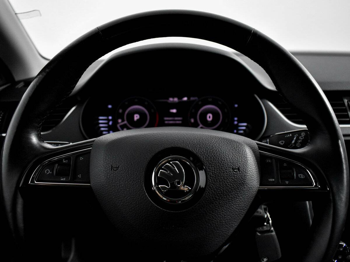 Б/У Шкода Октавия 2019 года. Фото: #17