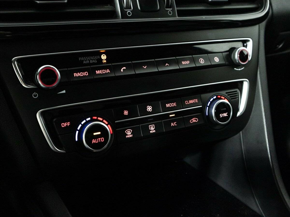 Б/У Киа Оптима 2018 года. Фото: #17