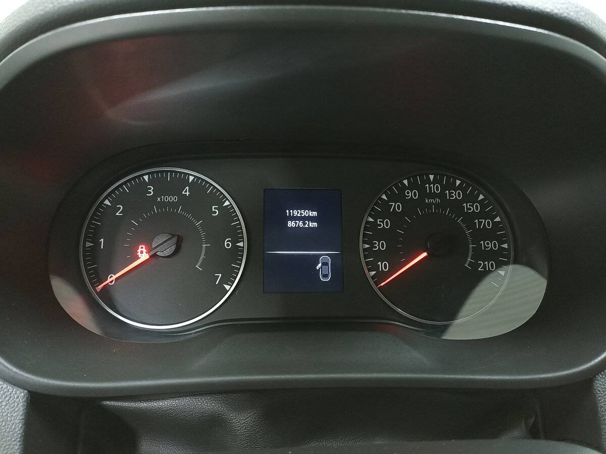 Renault Arkana 2020 года с пробегом. Фото: #12