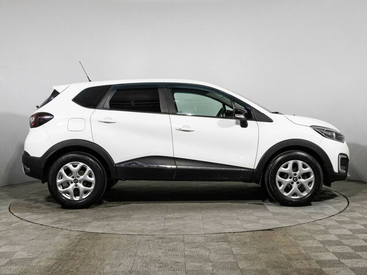 Б/У Рено Каптюр 2017 года. Фото: #3