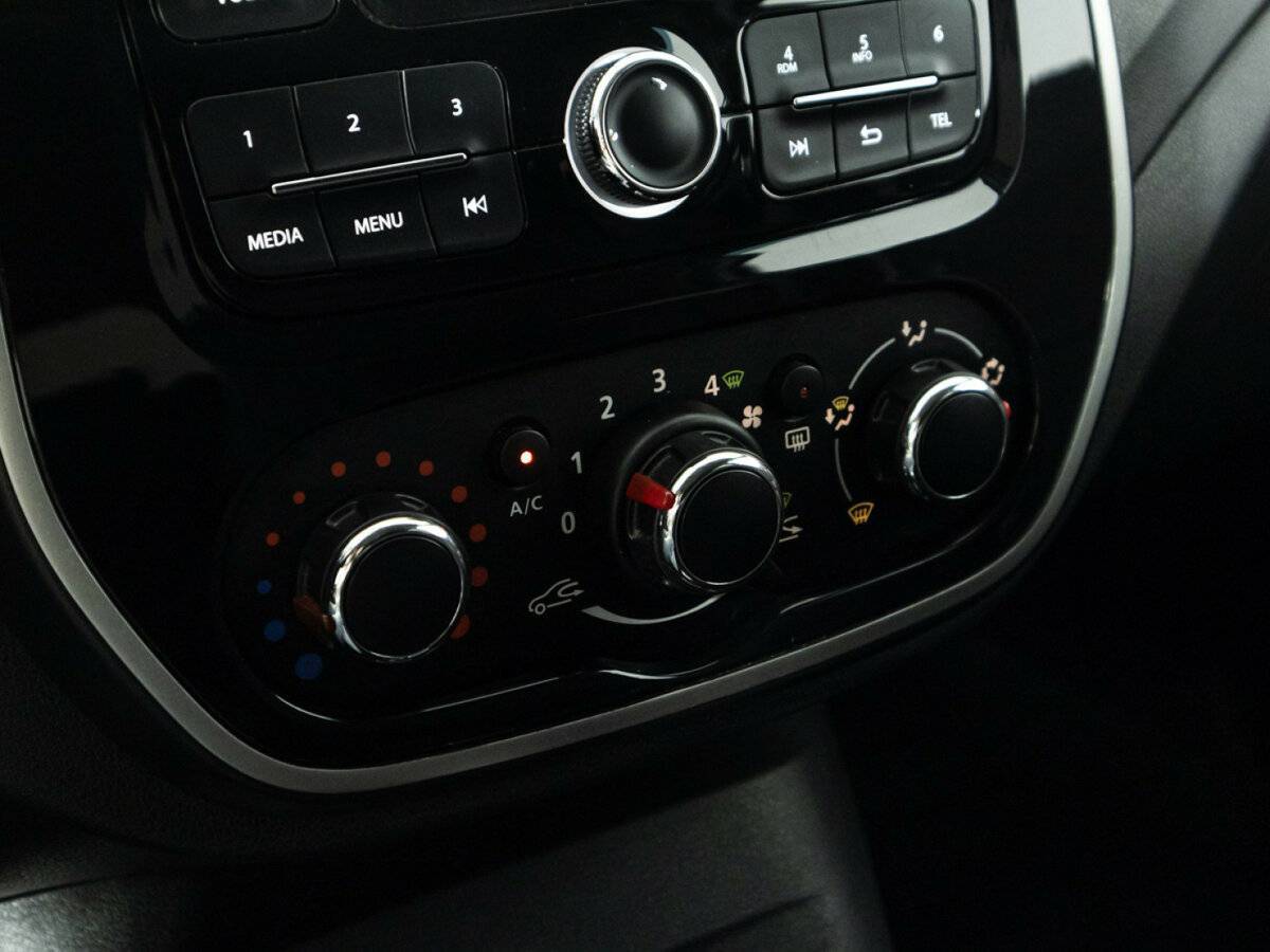 Б/У Рено Каптюр 2017 года. Фото: #14