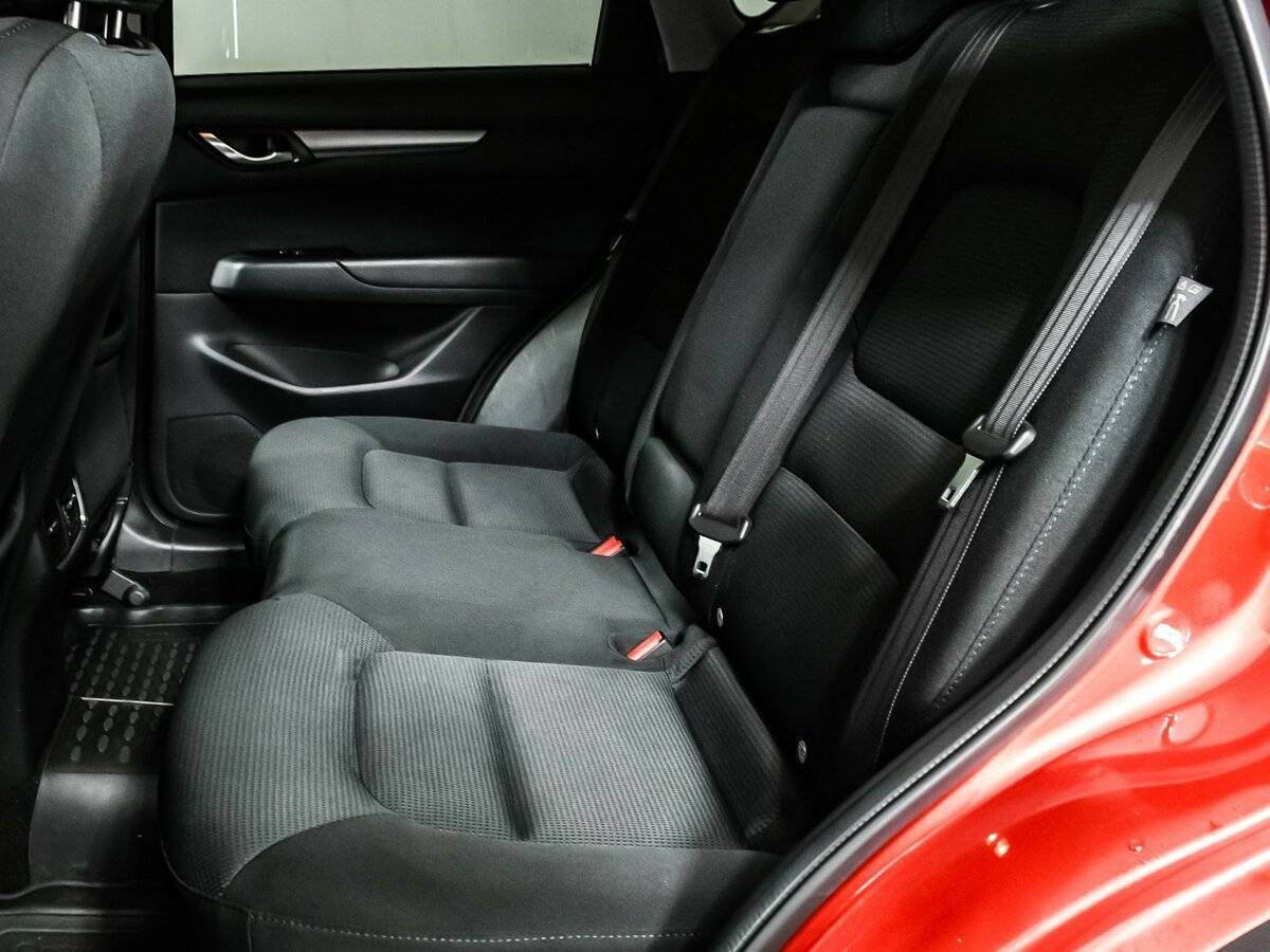 Б/У Мазда Ц-Икс-5 2018 года. Фото: #11