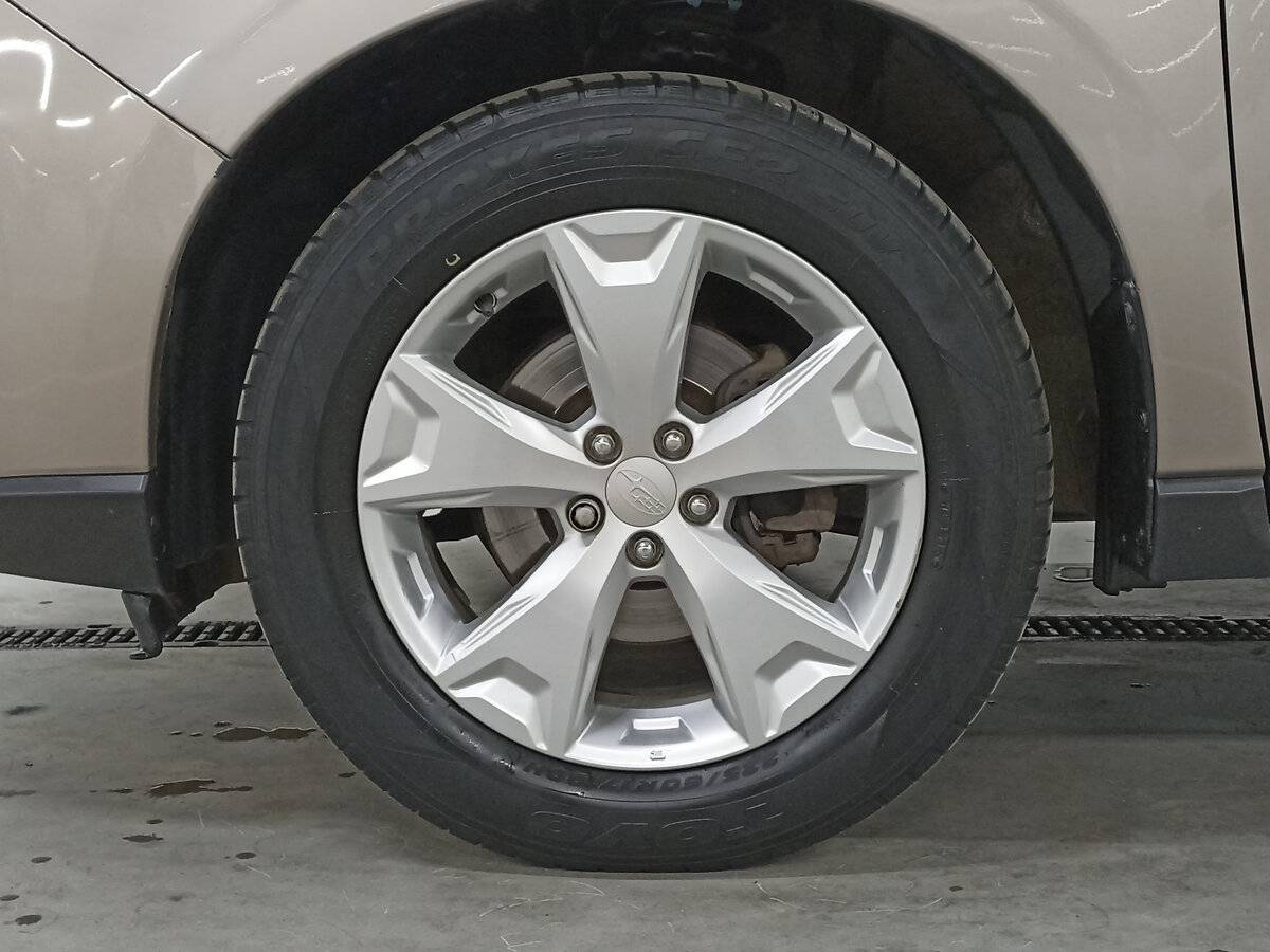 Subaru Forester 2014 года с пробегом. Фото: #17