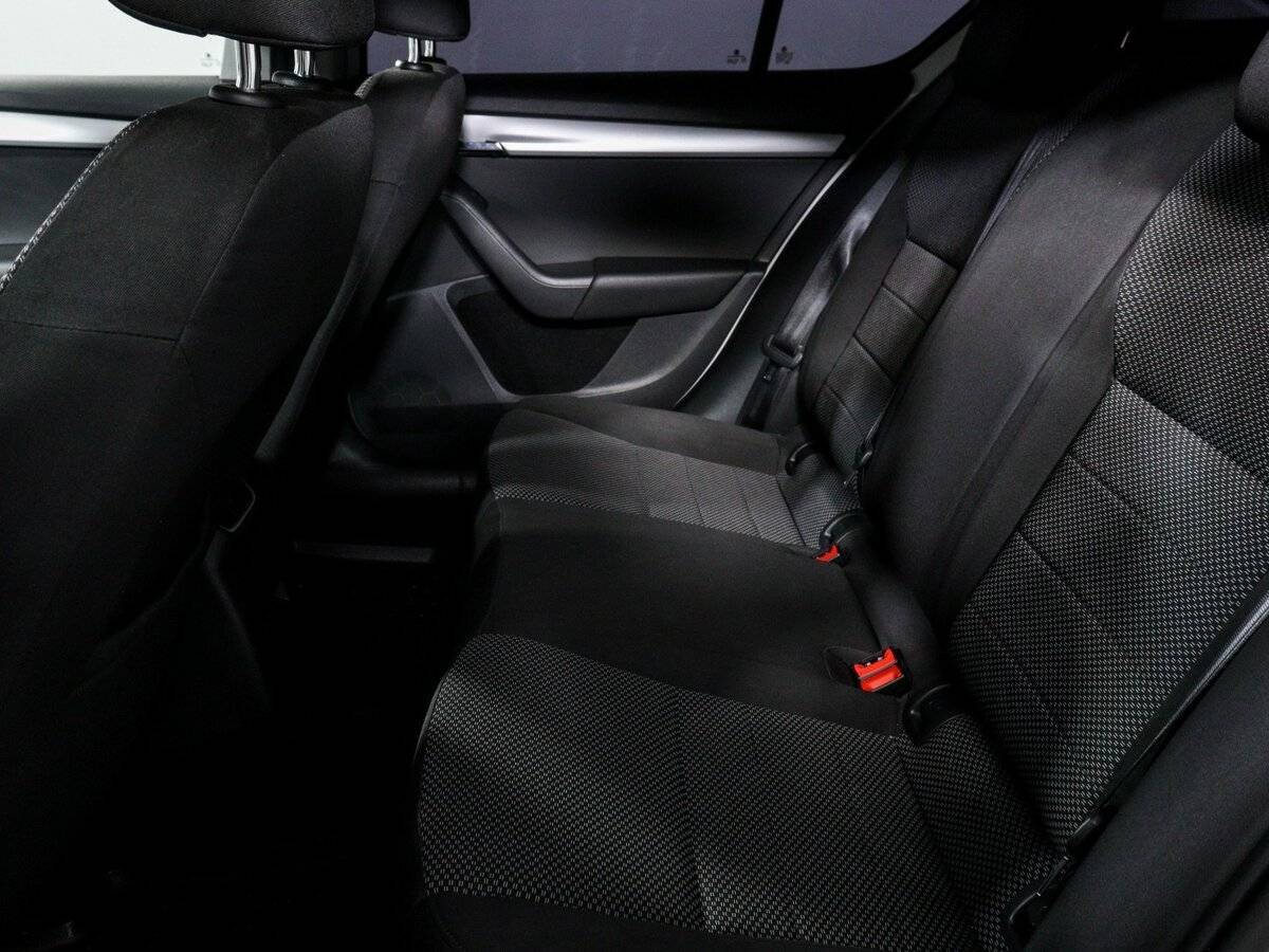 Б/У Шкода Октавия 2014 года. Фото: #9