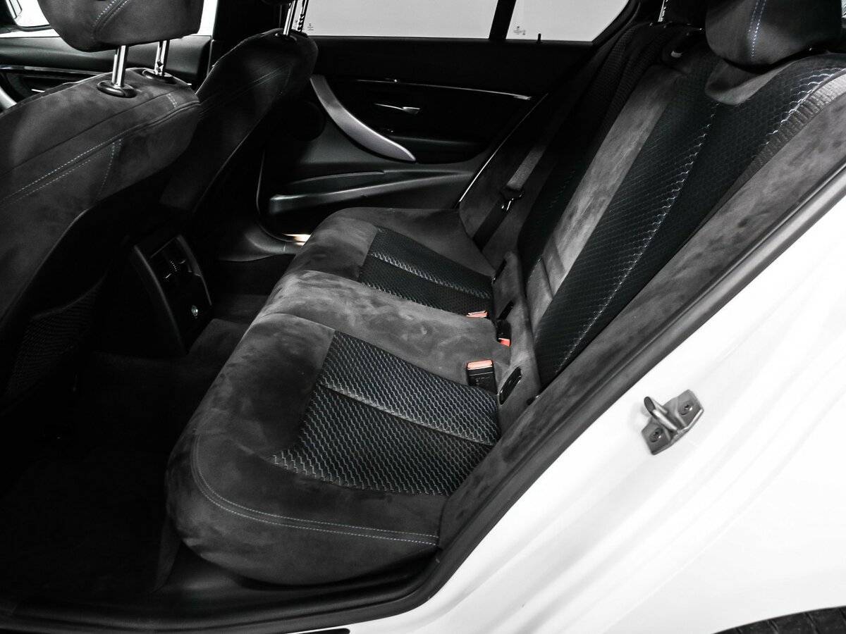 BMW 3 серии 2016 года с пробегом. Фото: #13