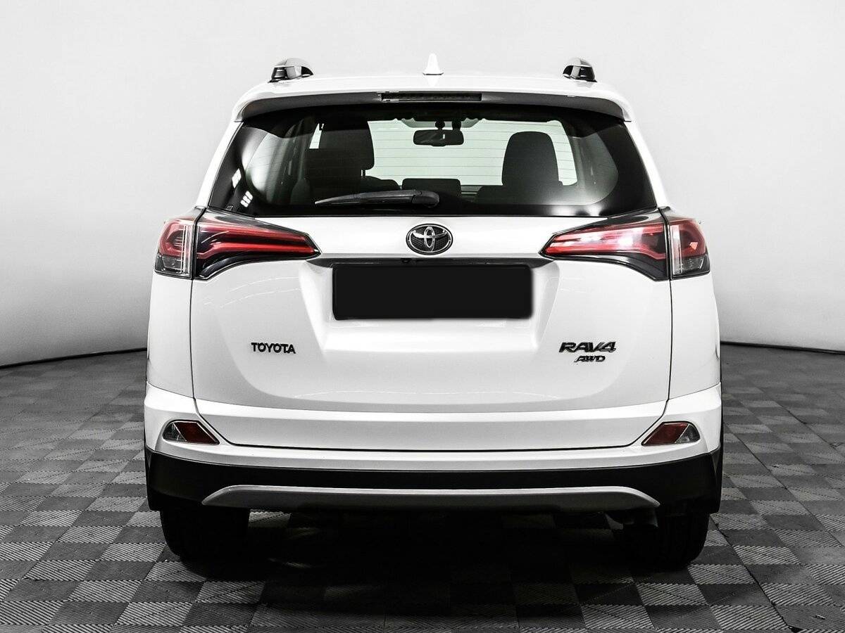 Toyota RAV4 2017 года с пробегом. Фото: #5