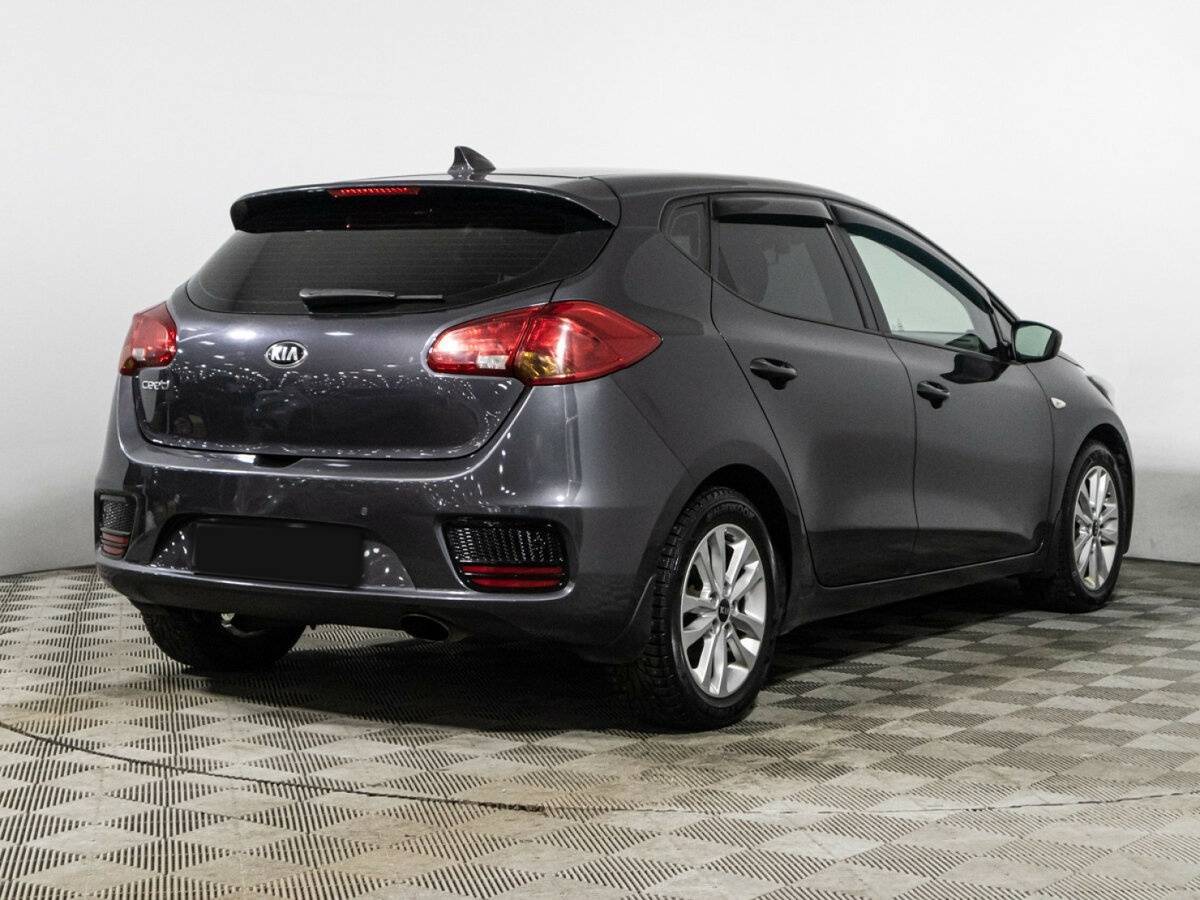 Б/У Киа Сид 2017 года. Фото: #4