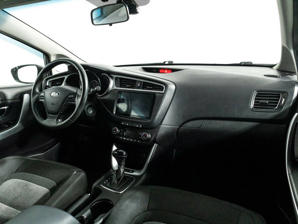Б/У Киа Сид 2017 года. Фото: #8