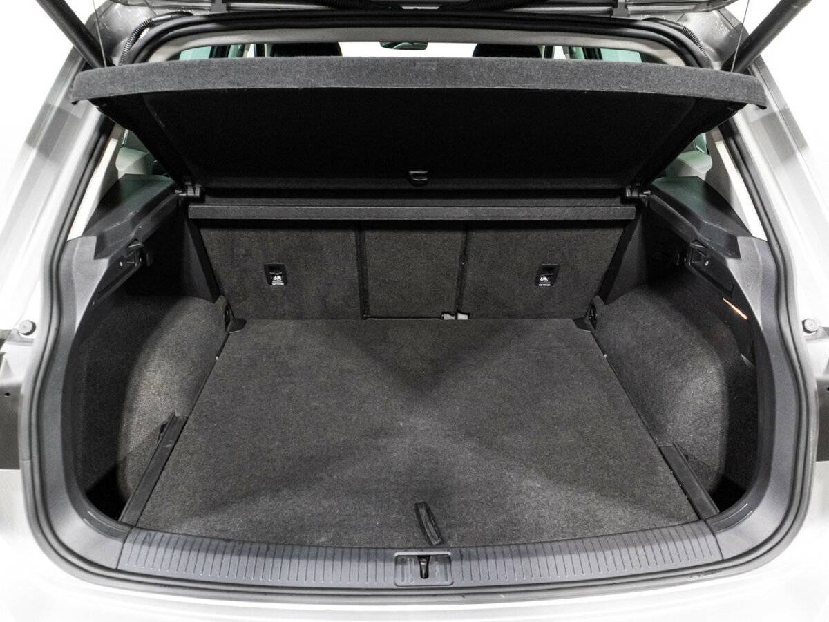 Б/У Фольксваген Тигуан 2019 года. Фото: #14